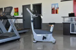 Precor UBK-835 Upright Bike